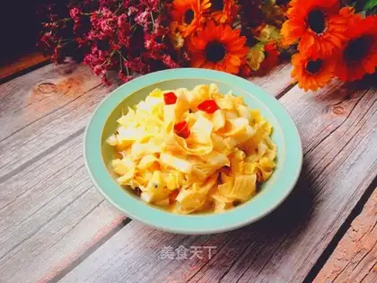 The dolls make artificial meat