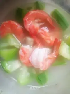 Smelt shrimp soup
