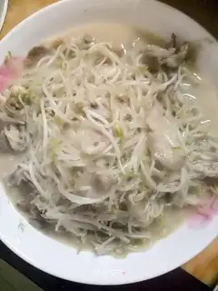 Green bean sprouts