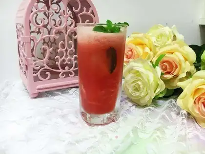 Ice melon juice