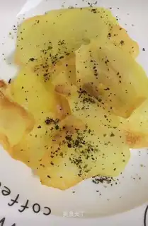 Cream chips