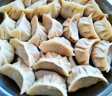 Sour sauce dumplings