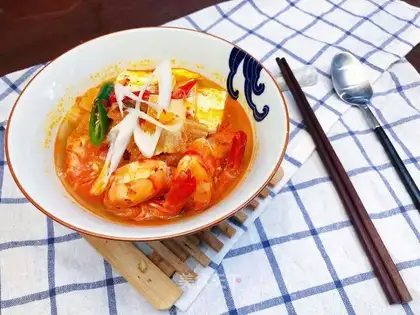 Shrimp pickles soup