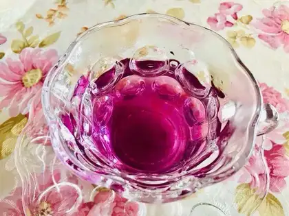 Make a rose purple tea