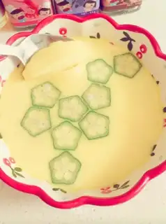 Autumn steamed eggs
