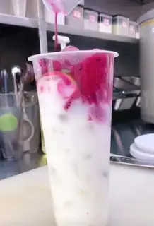 Yogurt flamingo