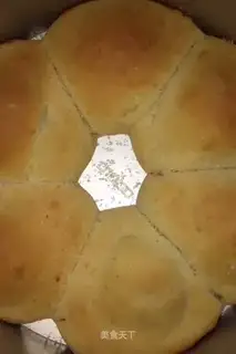 Puffy bread