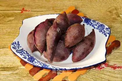 Steamed potatoes