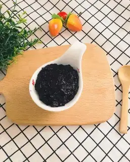 Baby blueberry sauce