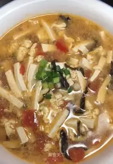 Tofu eggs soup