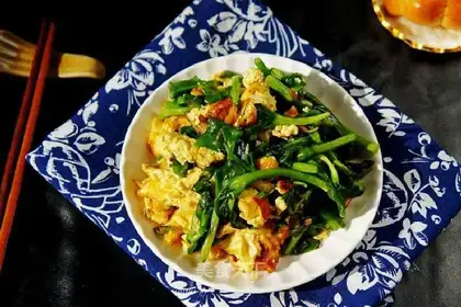 Scrambled eggs in a heartline