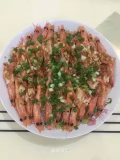 Garlic fan steamed shrimp