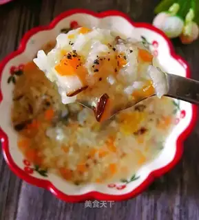 Carrot mushrooms and pork porridge