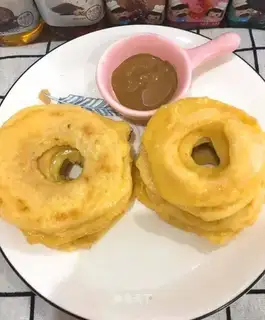 Apple donuts