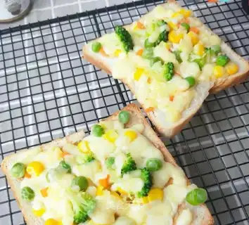 Toast pizza