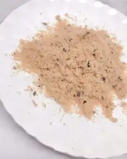 Homemade sesame moss pine