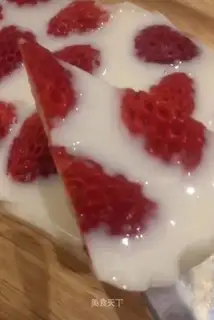 Strawberry milk jelly