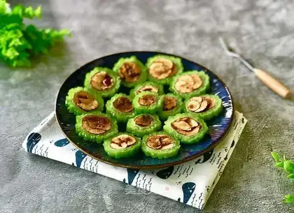 Red dates, bitter melons