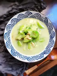 Shrimp melon soup