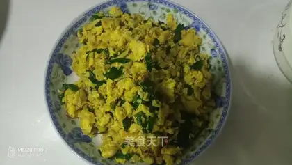 Golden fungus fried eggs