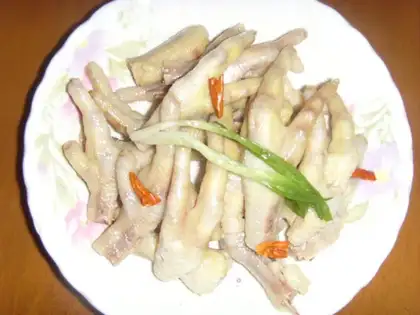 stewed chicken feet