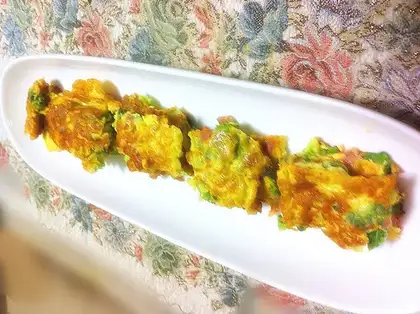 Scrambled eggs with bitter gourd