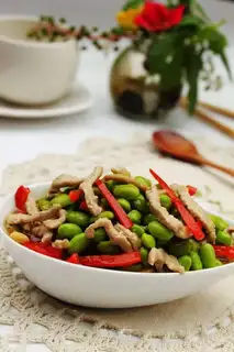 stir-fried shredded pork with edamame