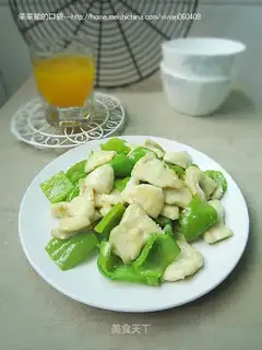 Chicken slices with green pepper