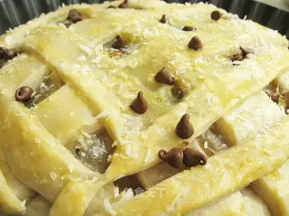 Sweet banana pie
