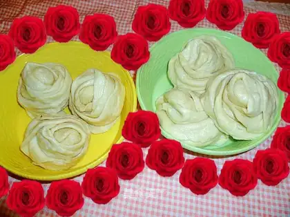 Milk fragrant rose steamed buns