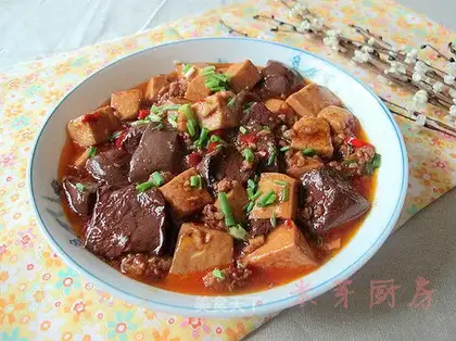 Two-color tofu