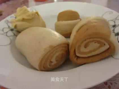 Two-color steamed buns