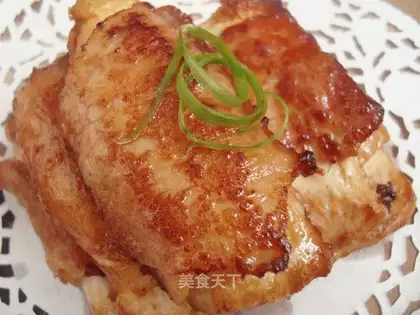 Sliced pork and tofu rolls