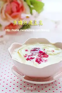 Caramel rose bean curd