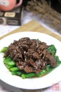 Zhuhou Beef Stewed with Chinese Kale