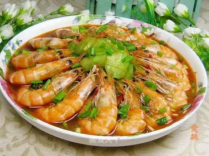 stir-fried prawns with loofah