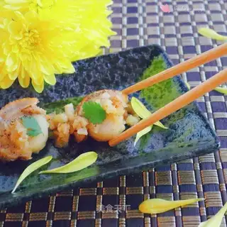Garlic butter scallops