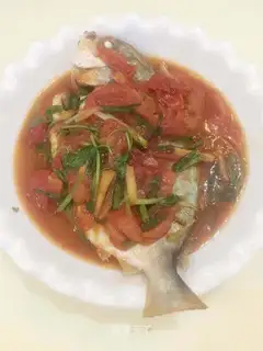Tomato goldfish