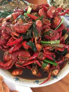 Thirteen crayfish