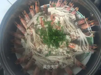 Garlic fans, gills, shrimp