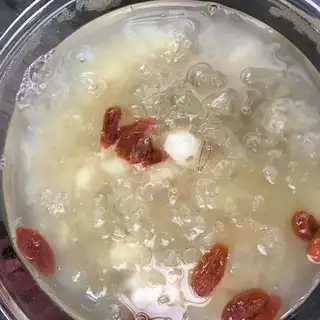 Silver Ears Spill