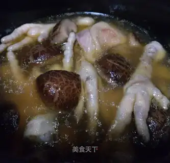 Frozen chicken foot soup