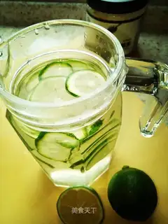 Honey lemonade