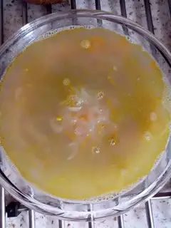 Carrot fan soup