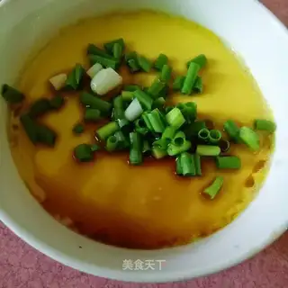 Steaming eggs