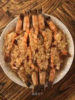 A fan's golden mushroom shrimp
