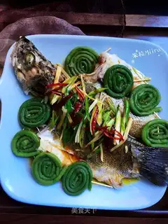 Steam sea bass