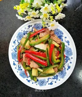 Cream pepper, cucumber