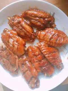Red chicken wings