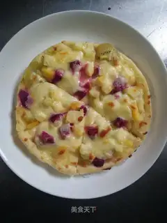 Fruit and pizza